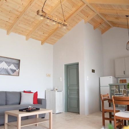 Rena'S Panorama View House Guest House Vovikes Bagian luar foto