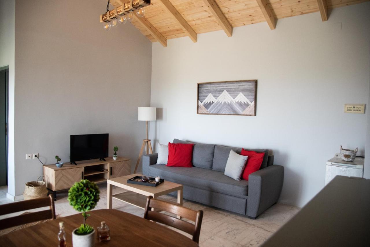 Rena'S Panorama View House Guest House Vovikes Bagian luar foto