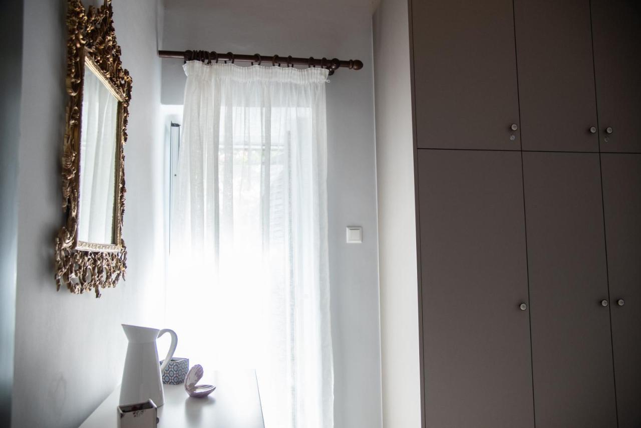 Rena'S Panorama View House Guest House Vovikes Bagian luar foto