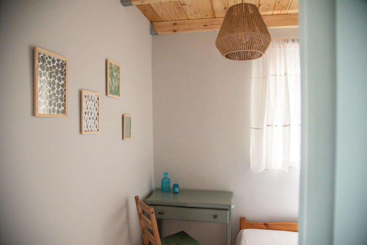Rena'S Panorama View House Guest House Vovikes Bagian luar foto